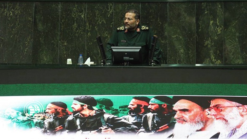 Iranpress: Basij transforms threats into opportunities: Basij Cmdr