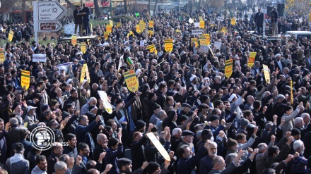 'Dey 9 Epic' mass rally hold in Isfahan