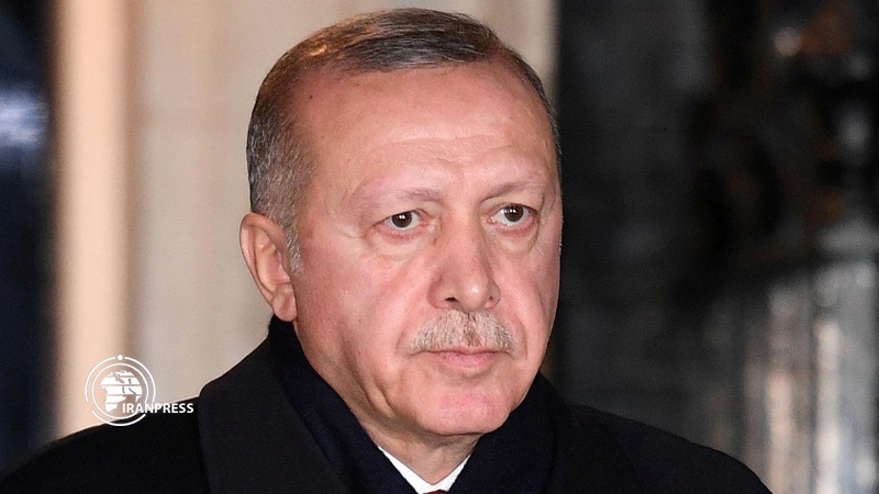 Iranpress: Erdogan warns Turkey cannot handle new Syrian refugee wave