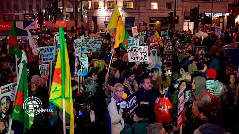 Iranpress: Anti-Trump protests blocking roads in London