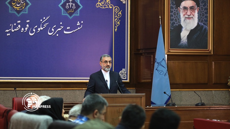 Iranpress: Judiciary Spokesman: Smuggled American weaponry used in recent riots seized by security forces 