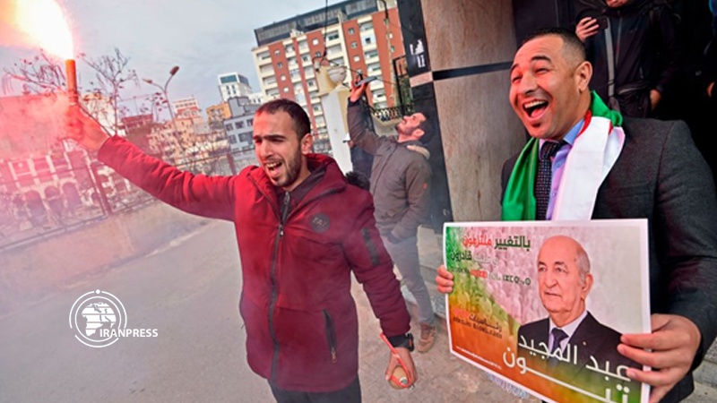 Iranpress: استمرار مظاهرات رافضة لانتخابات الرئاسة الجزائرية ونتائجها