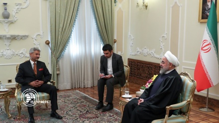 Iran, seeking to ease tensions in region