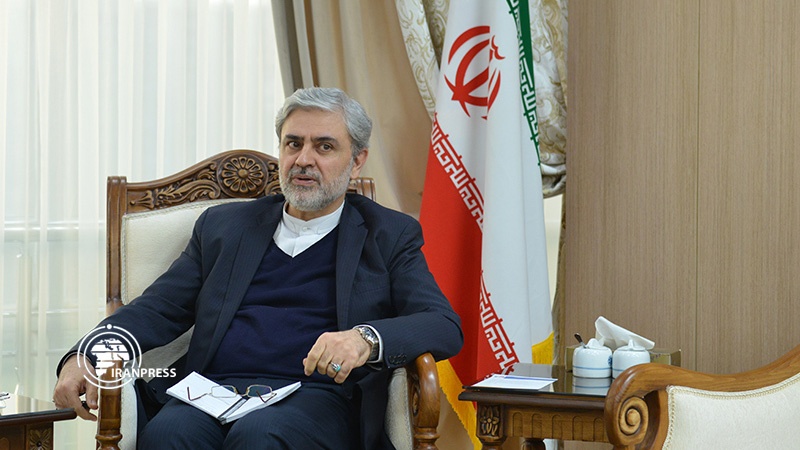 Iranpress: Iran, Pakistan to boost cooperation on peace and security