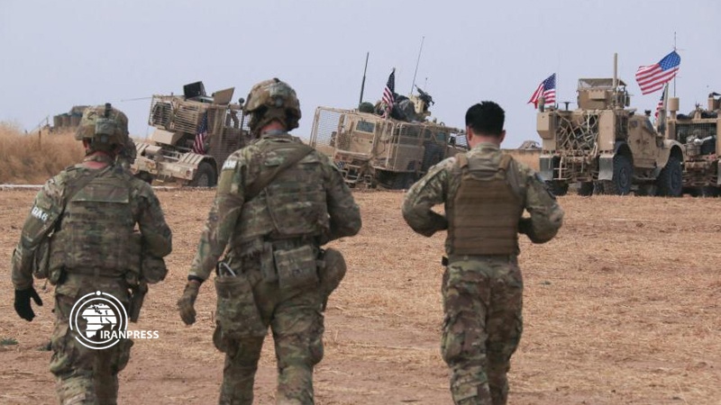 Iranpress: الجيش الأمريكي يخلى قاعدته غير الشرعية بريف الحسكة