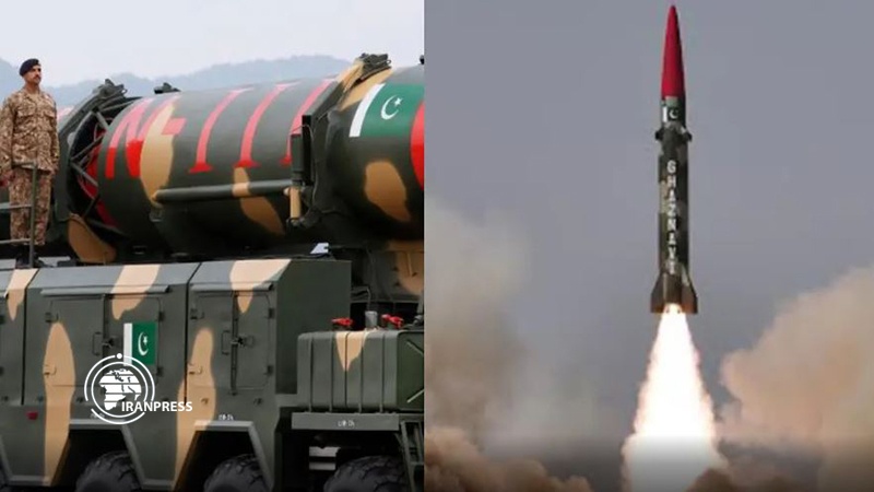 Iranpress: Pakistan test-launches new surface-to-surface ballistic missile