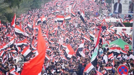 Photo: Iraq cries for ousting US