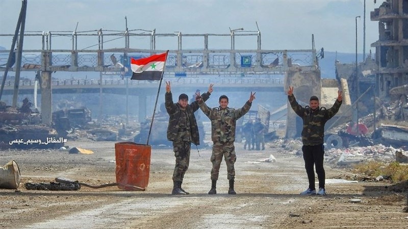 الجيش السوري يطرد قوة أمريكية من قرية بريف الحسكة