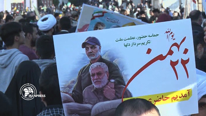 Iranpress: انطلاق مسيرات مليونية احتفالا بذكرى انتصار الثورة الاسلامية في ايران