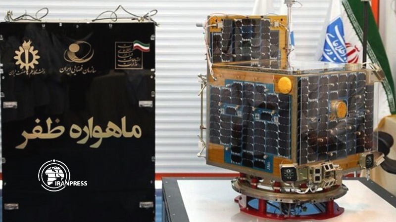 Iranpress: إطلاق قمر "ظفر" الصناعي إلى الفضاء