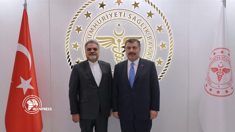 Iranpress: Iranian ambassador meets with Turkish health minister on Coronavirus