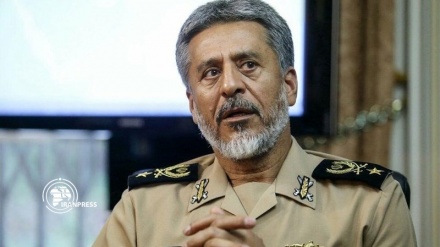 Iran is ready to expand defence cooperation with friendly countries: Admiral Sayyari