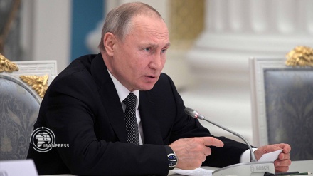 Putin: Fake Coronavirus news 'Organized From Abroad'