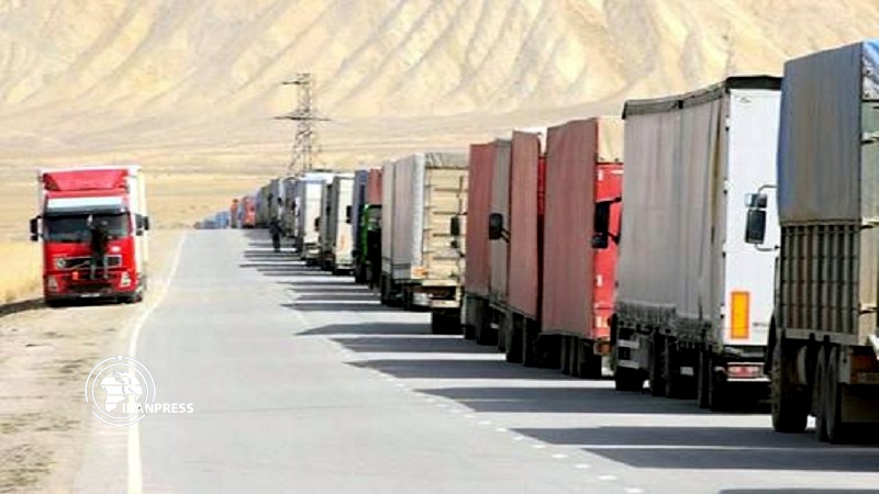 Iranpress: الجمارك: الصادرات فاقت الواردات 3 أضعاف