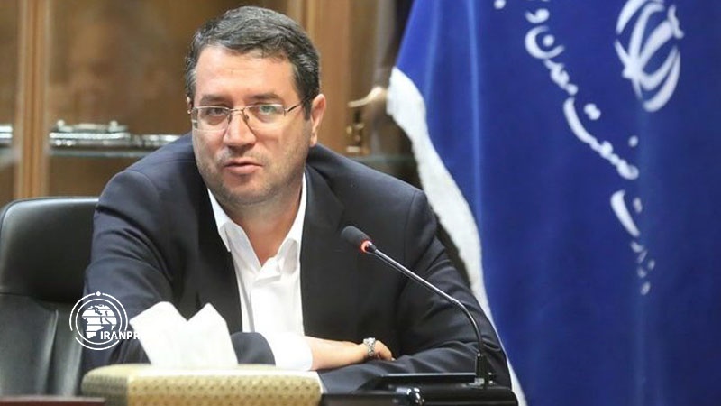 Iranpress: وزير الصناعة الايراني: توفير 2 ميلون يورو من خلال الانتاج المحلي للمعدات المستوردة