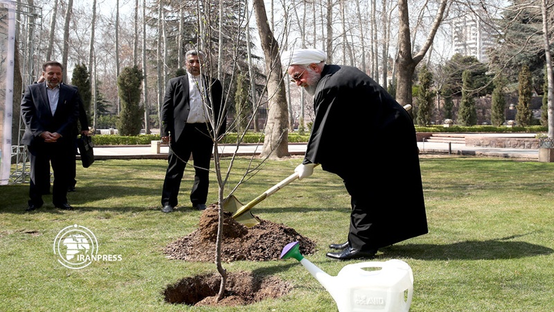 Iranpress: Rouhani: Forestation around Tehran 16.5 fold since Islamic Revolution