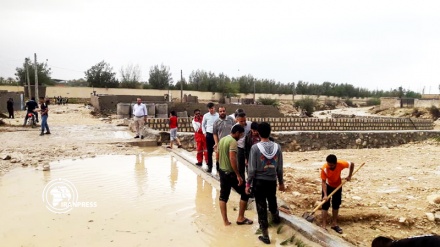 IRGC helps flood-hit people in Bushehr, southern Iran