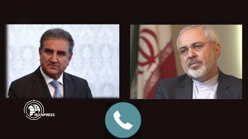 Iranpress: محادثة هاتفية بين وزيري الخارجية الإيراني والباكستاني