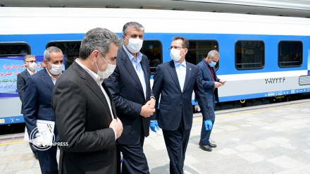 Photo: Inauguration of 56 rail fleets in Iran