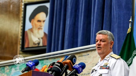 Iran ready to share military tactics with neighboring countries: Rear Admiral Khanzadi