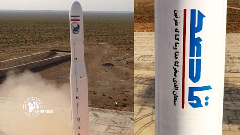 Iranpress: Iran launches military satellite into orbit