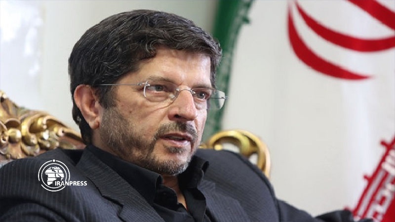 Iranpress: مسؤول إيراني:إيران في مواجهة الحظر الأمريكي اعتمدت على قوة شعبها