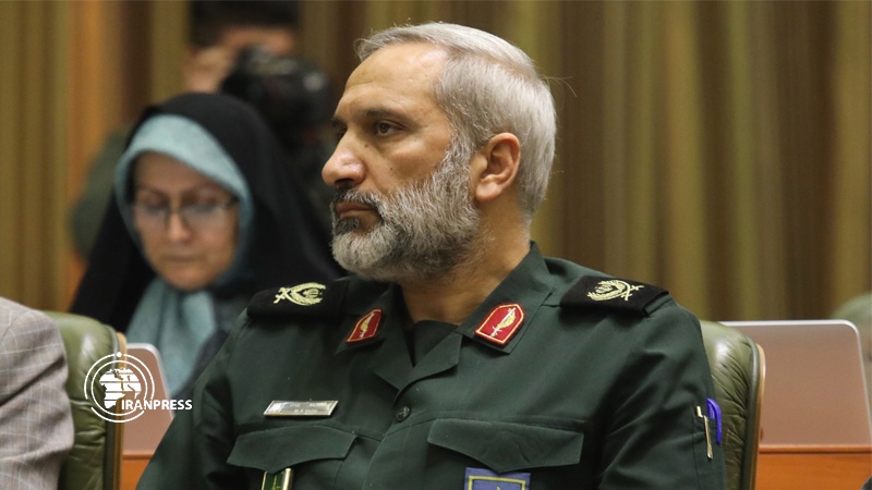 Iranpress: Iran, successful in fighting against COVID-19: IRGC Commander