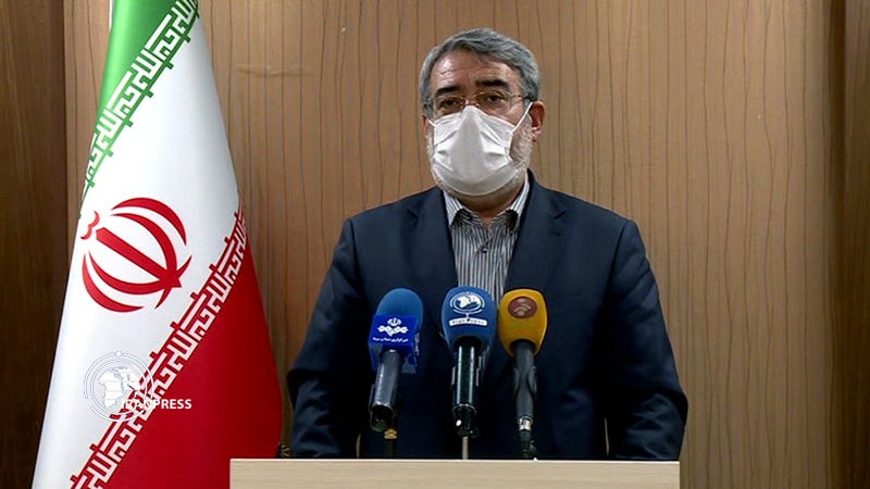 Iranpress: Minister of Interior: Social & physical distancing still necessary to contain COVID-19