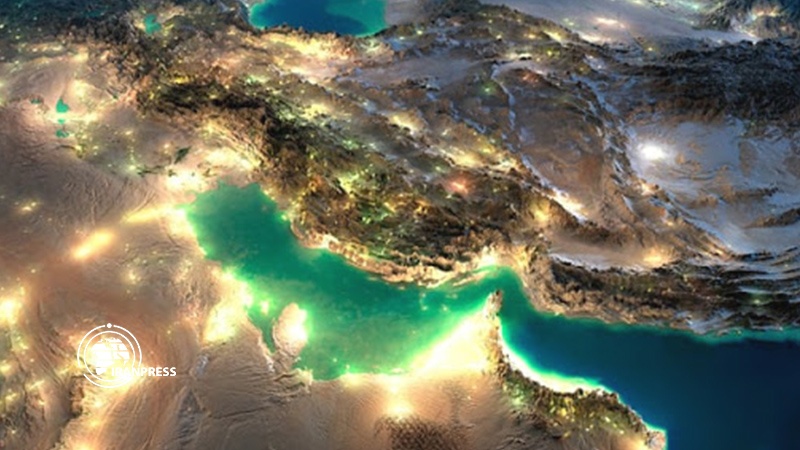 Iranpress: Iran marks Persian Gulf National Day