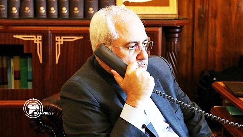 Iranpress: Zarif discusses coronavirus with Azerbaijani, Armenian FMs on phone