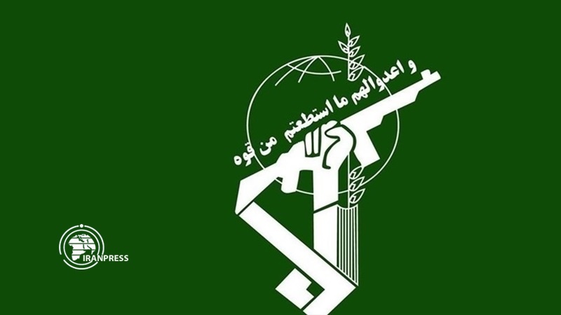 Iranpress: استشهاد 3 من قوات الحرس الثوري باشتباكات مع خلية إرهابية