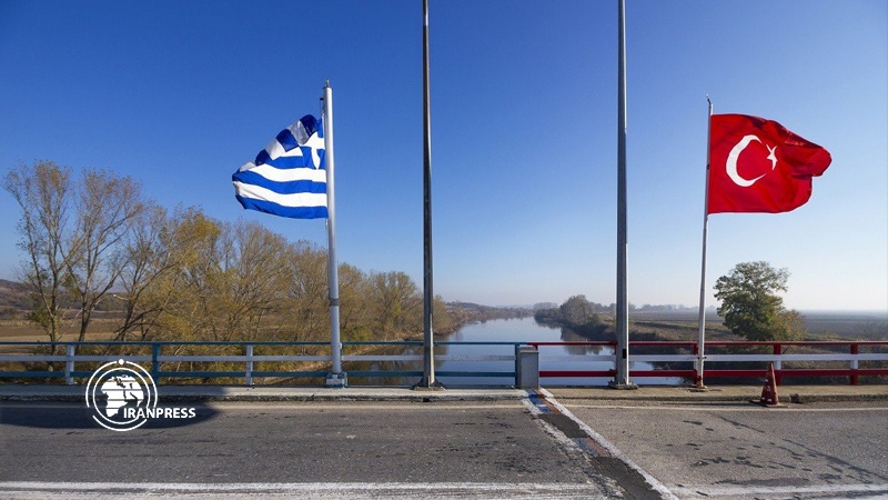 Iranpress: تركيا تعارض بناء سياج سلكي على حدودها المشتركة مع اليونان
