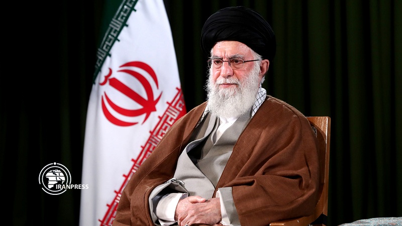 Iranpress: قائد الثورة يوافق على العفو عن عدة آلاف من المدانين