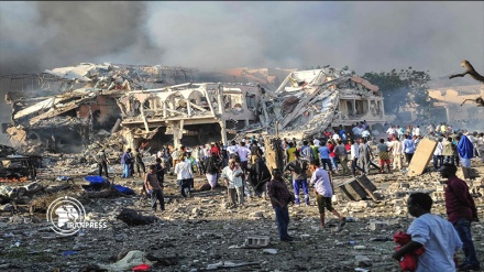 Bomb blast in southern Somalia; Twenty-five people were killed and wounded