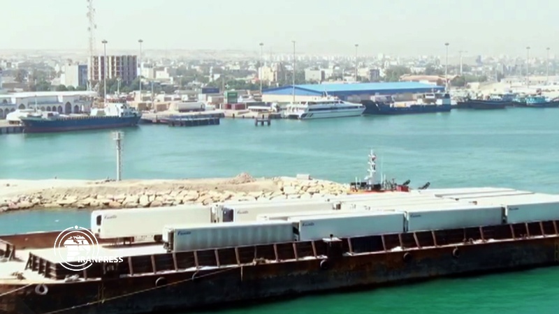 Iranpress: زيادة الصادرات غير النفطية من ميناء الشهيد باهنر في هرمزغان