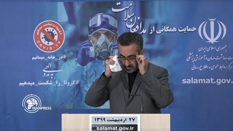 Iranpress: تعافي 93 ألفا و147مصابا بفيروس كورونا في إيران