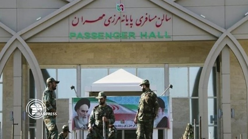 Iranpress: مسؤول ايراني يكشف عن محادثات ايرانية عراقية لاعادة فتح منفذ مهران/ زرباطية الحدودي 