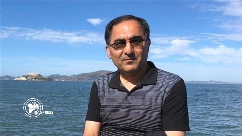Iranpress: ضرورة الإفراج الفوري عن عالم إيراني من السجون الأمريكية
