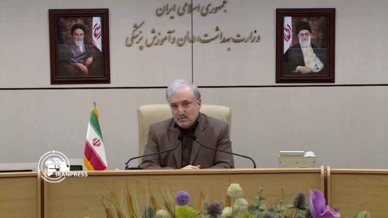Iranpress: وزير الصحة: تحولت إيران من الدولة المستوردة للمعدات الطبية إلى مصدّرتها