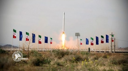 US newspaper: Iran Satellite Launch Reveals Gains in Missile Program
