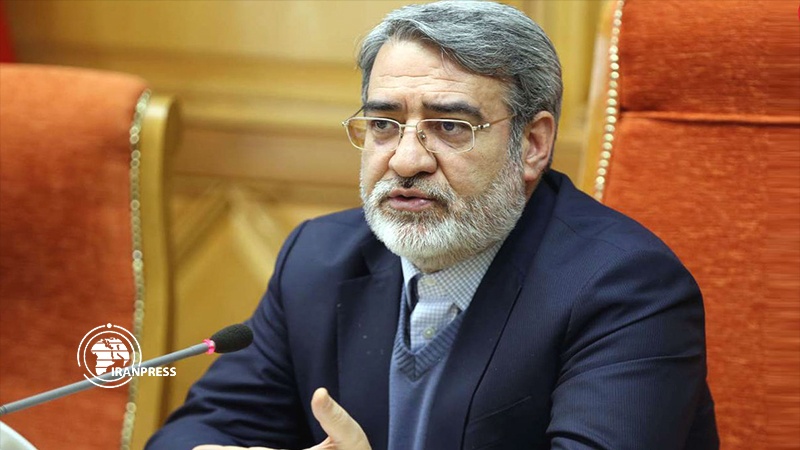 Iranpress: Foreign media seek to unsettle stock market: Iranian Interior Minister