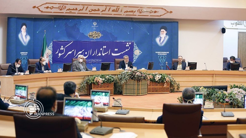 Iranpress: Minister appreciates governors