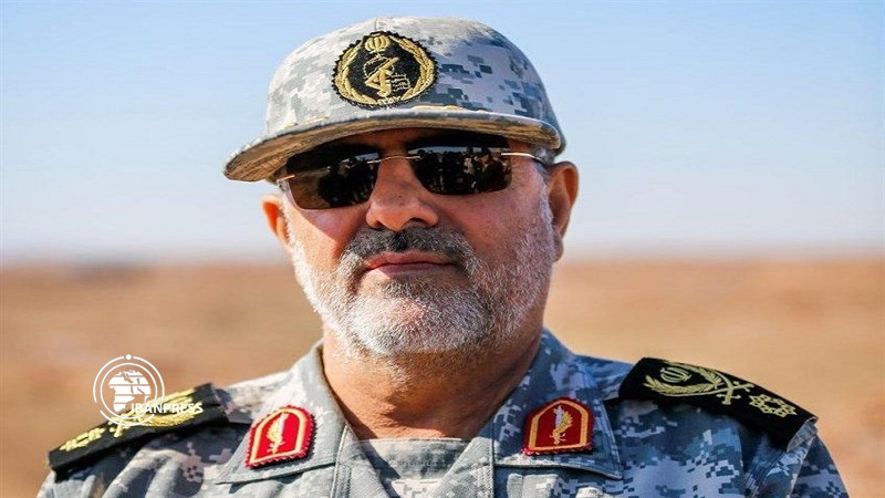 Iranpress: قائد في الحرس الثوري: لا نجامل احدا على حساب أمن البلاد