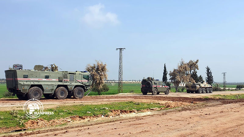 Iranpress: Turkey, Russia perform 17th joint patrol in Syria