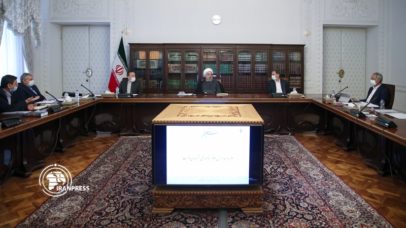 Iranpress: الرئيس روحاني: الحكومة ملتزمة بتعهداتها للطبقات الضعيفة