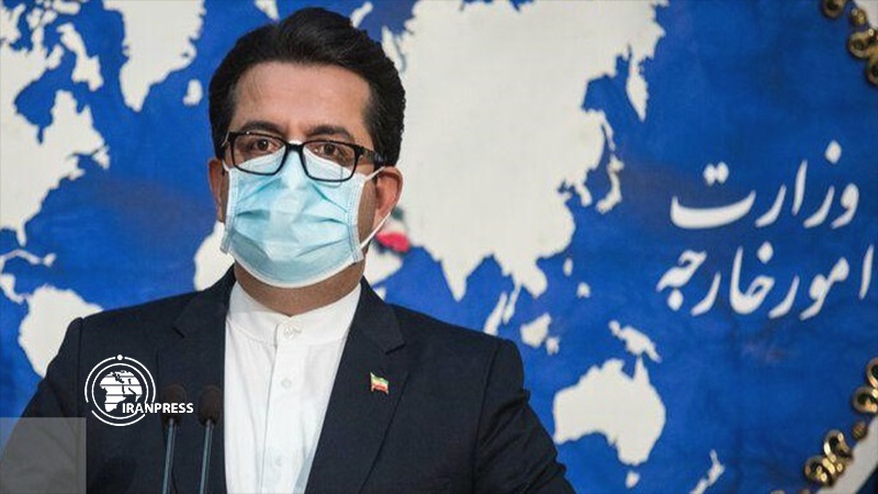 Iranpress: الخارجية الإيرانية: لن يمرّ أي إجراء عدائي ضد شعبنا دون ردّ 