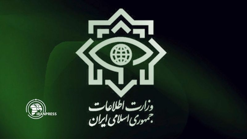 Iranpress: الأمن الايراني يقضي على عصابة متورطة في الاتجار بالأسلحة 