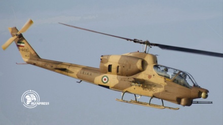 Iran's Armed Forces receive 10 overhauled helicopters