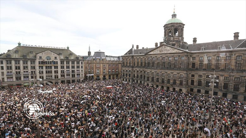 Iranpress: Anti-racism groups hold George Floyd support rally in Amsterdam