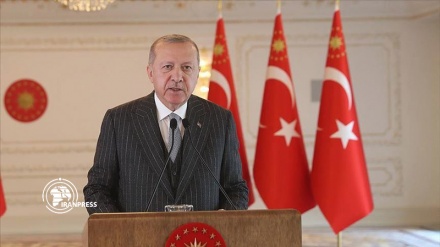 Islamic economy can pull world 'out of crisis': Erdogan